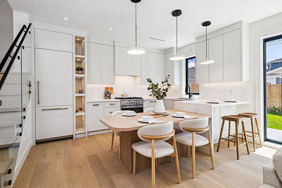 2 250 E 39th Avenue Vancouver, BC - 9