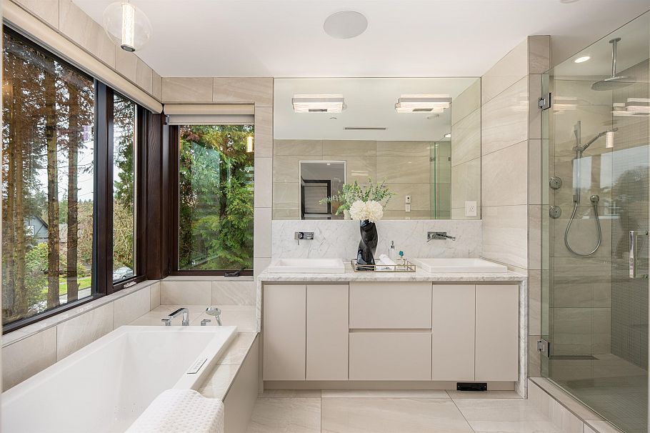 3953 W 21st Avenue Vancouver, BC - 15