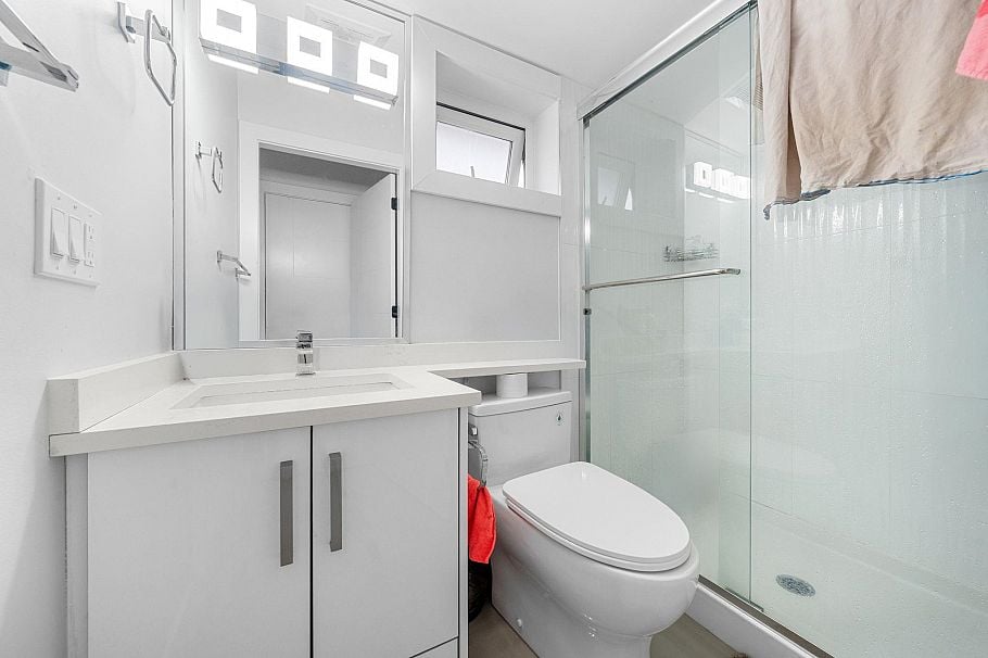 6749 Knight Street Vancouver, BC - 26