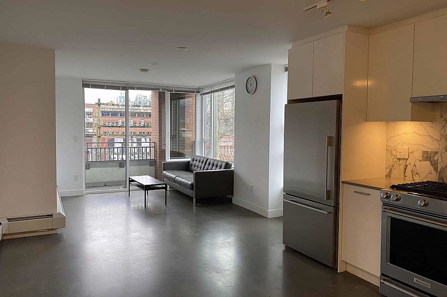 407 231 E PENDER STREET, Vancouver BC V6A 0G3 Vancouver, BC - 1