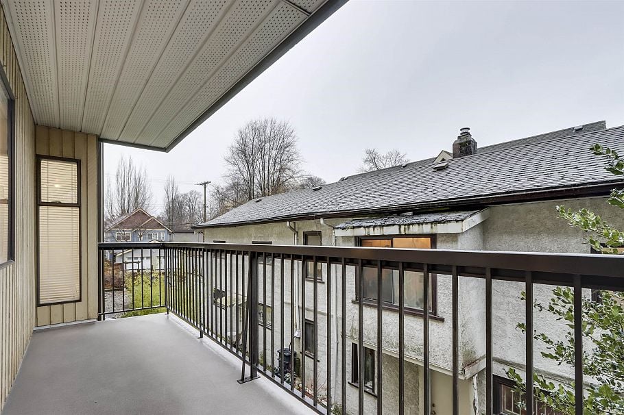 206 1622 Frances Street Vancouver, BC - 21