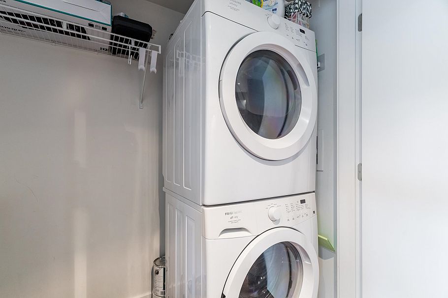 1501 1550 Fern Street North Vancouver, BC - 21