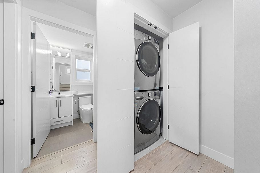 6749 Knight Street Vancouver, BC - 25