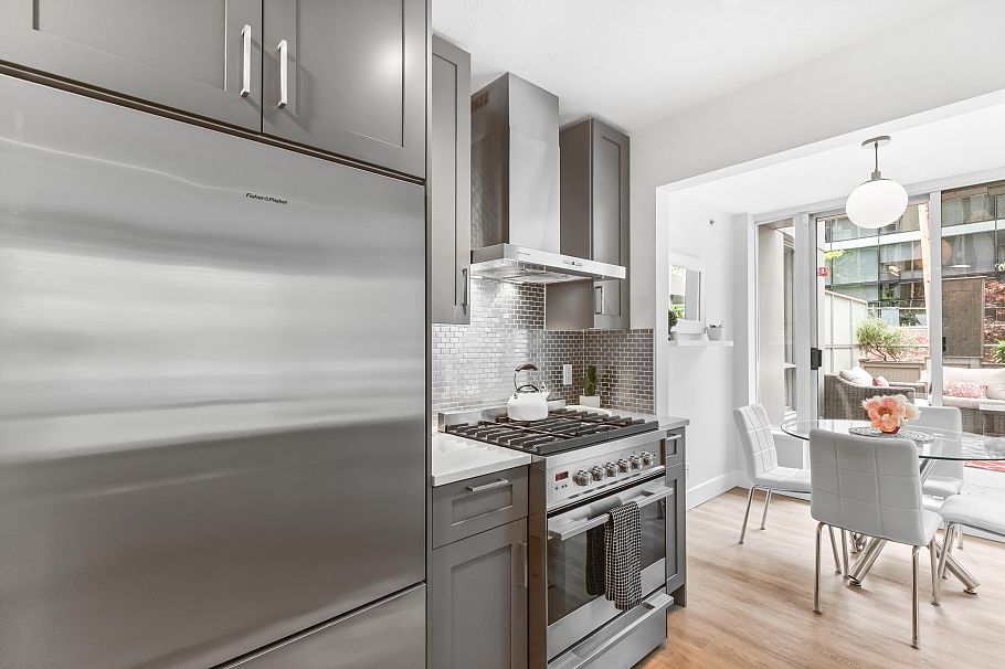 202 1001 Richards Street Vancouver, BC - 7