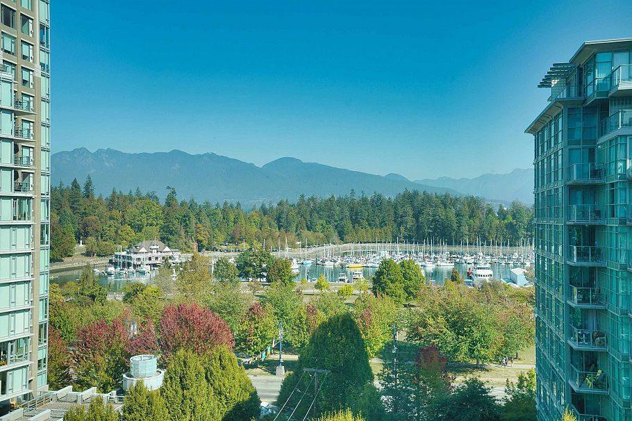 902 1888 Alberni Street Vancouver, BC - 26