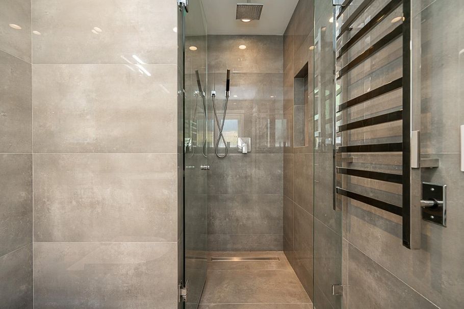 1358 E 14th Street North Vancouver, BC - 20