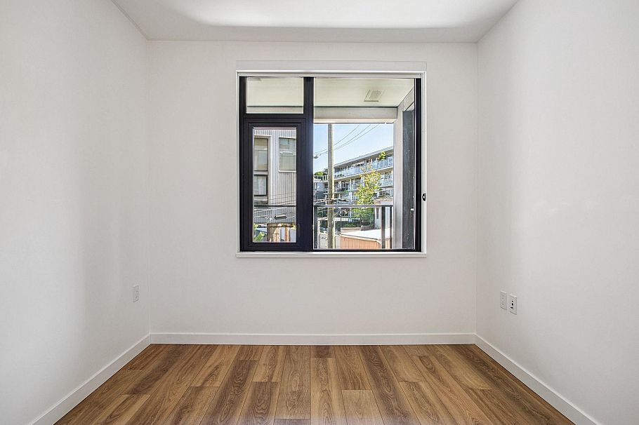 401 210 E 5th Avenue Vancouver, BC - 10