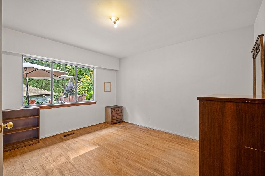 2239 Windridge Drive North Vancouver, BC - 19