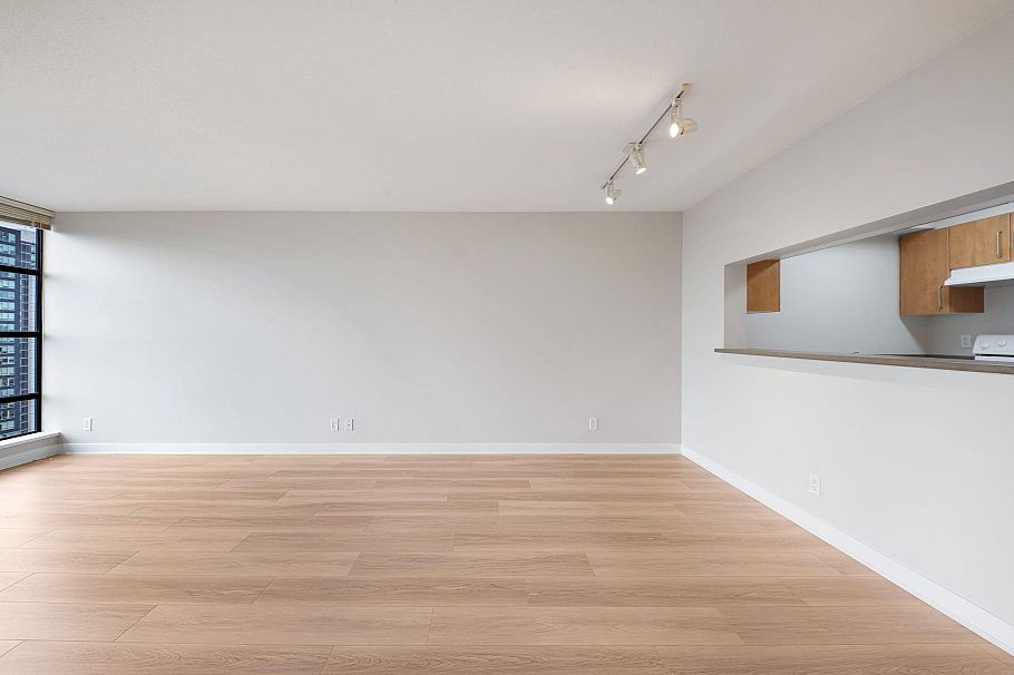 2410 5380 Oben Street Vancouver, BC - 10