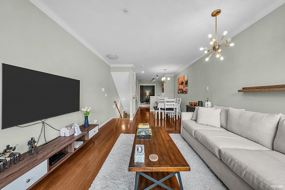 30 638 W 6th Avenue Vancouver, BC - 4