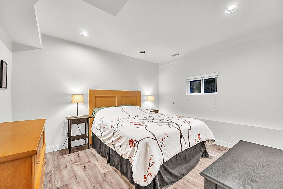 3296 Institute Road North Vancouver, BC - 22