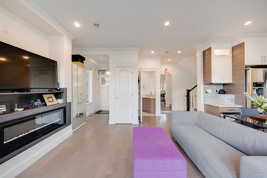 5319 Chambers Street Vancouver, BC - 4