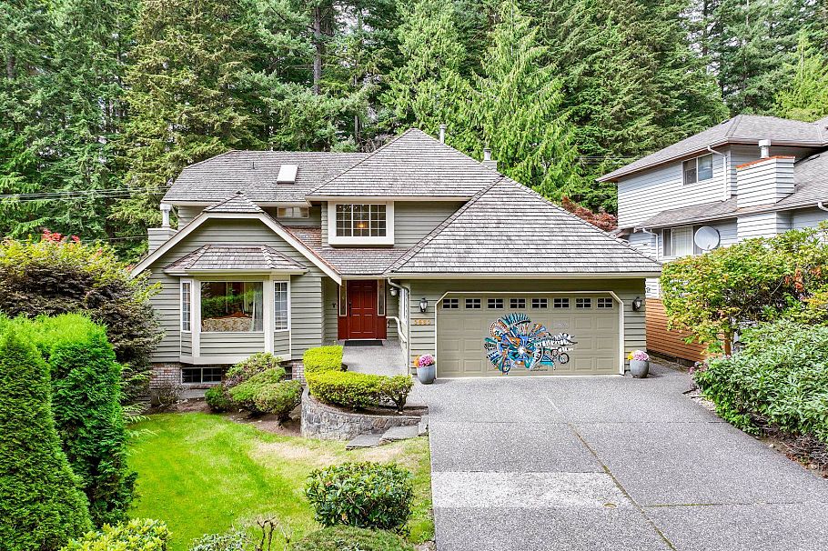 5685 Nancy Greene Way North Vancouver, BC - 1