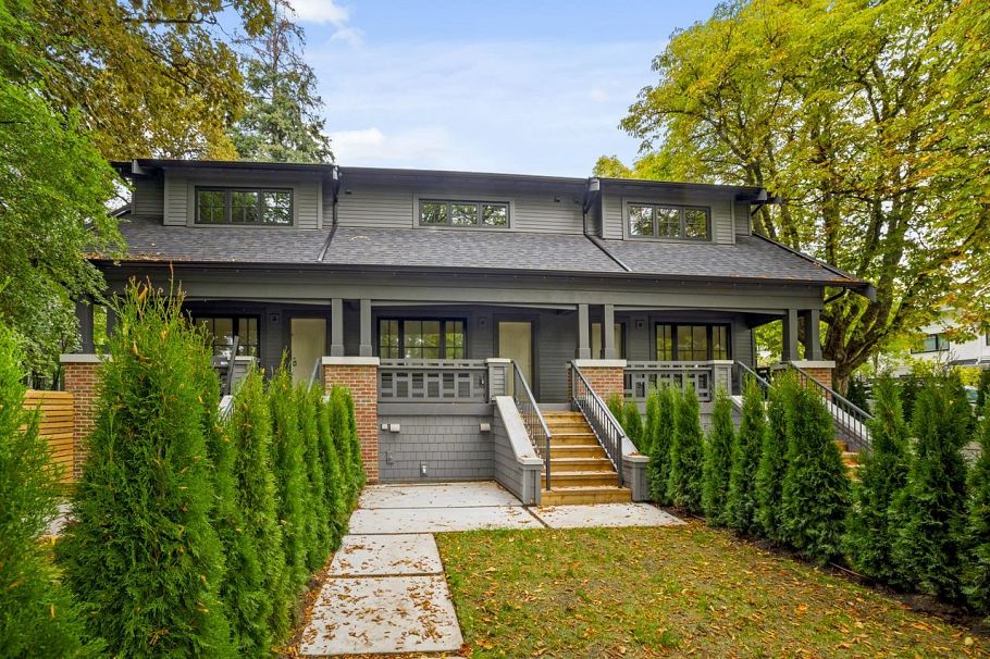 2505 W 37th Avenue Vancouver, BC - 2