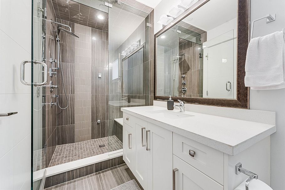 7380 Ontario Street Vancouver, BC - 23