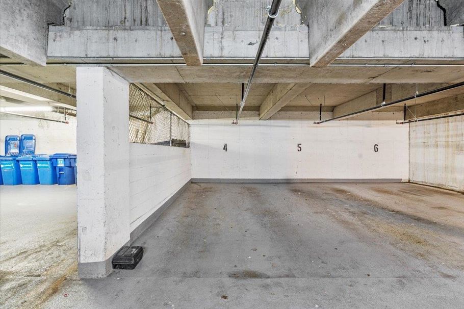 911 2016 Fullerton Avenue North Vancouver, BC - 23