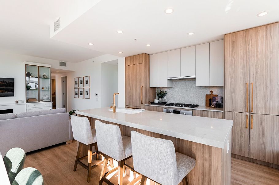 605 2325 Emery Court North Vancouver, BC - 12