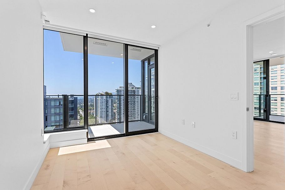 1506 135 E 13th Street North Vancouver, BC - 27