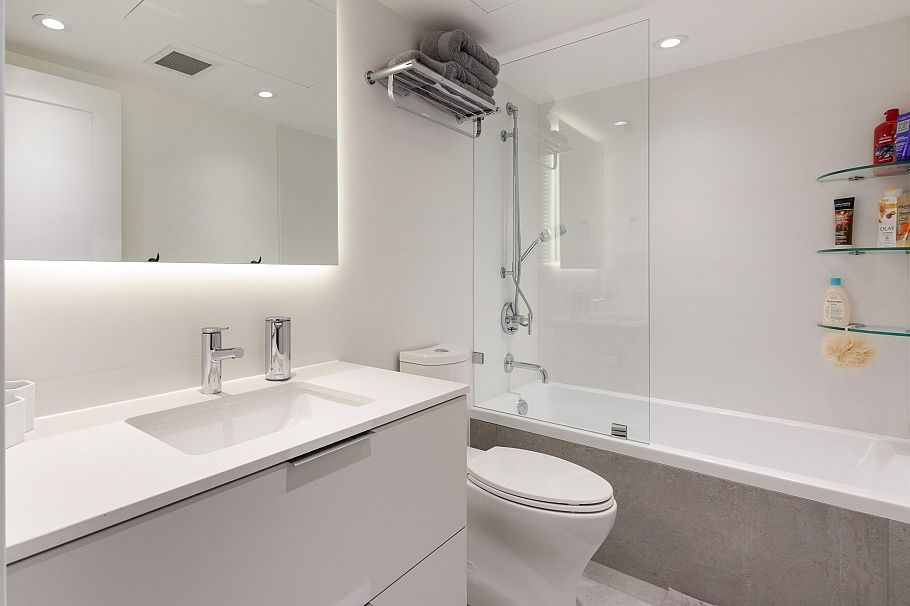 124 2070 Curling Road North Vancouver, BC - 19