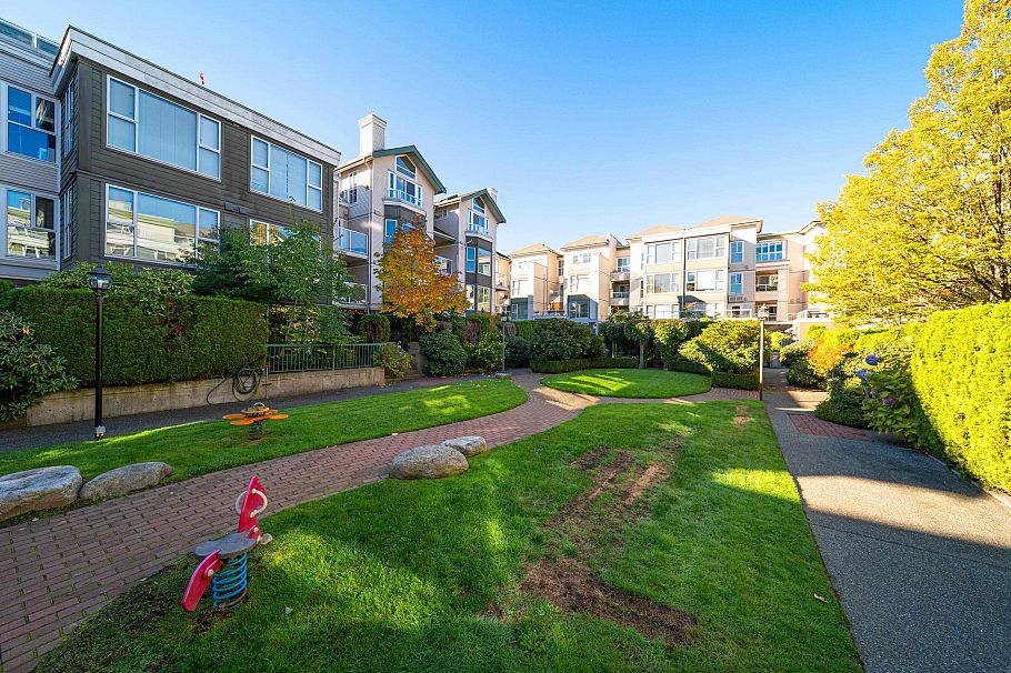 101 225 E 19th Avenue Vancouver, BC - 31