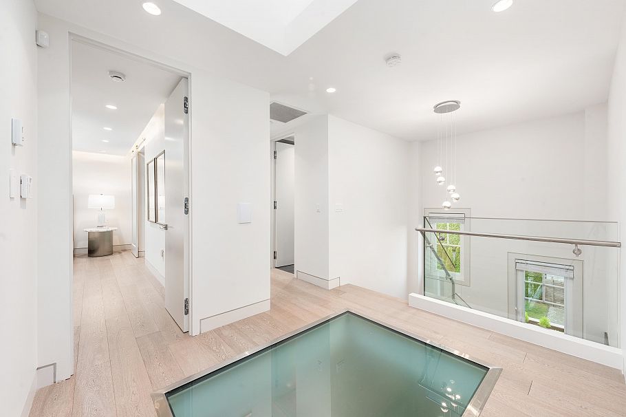 1407 W 33rd Avenue Vancouver, BC - 26