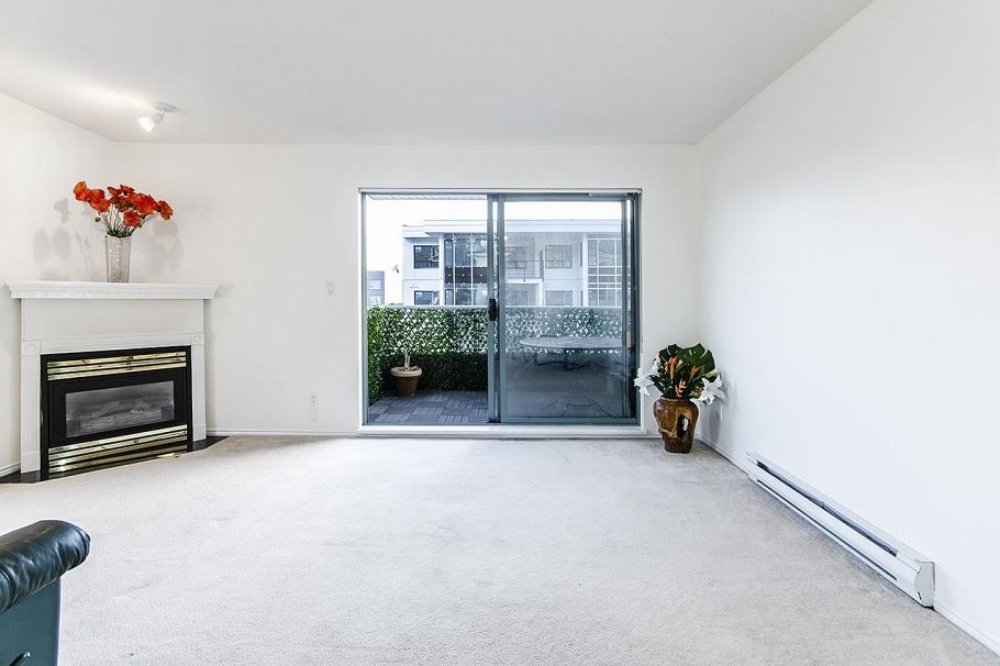 206 1085 W 17th Street North Vancouver, BC - 4