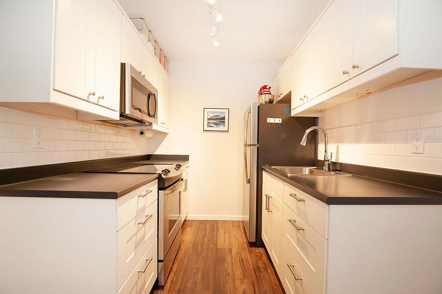 403 2045 Franklin Street Vancouver, BC - 20