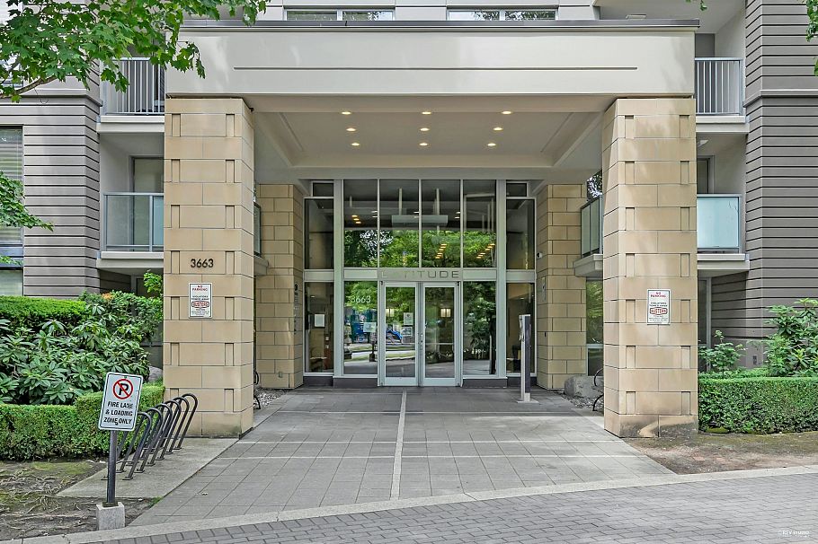 2008 3663 Crowley Drive Vancouver, BC - 24