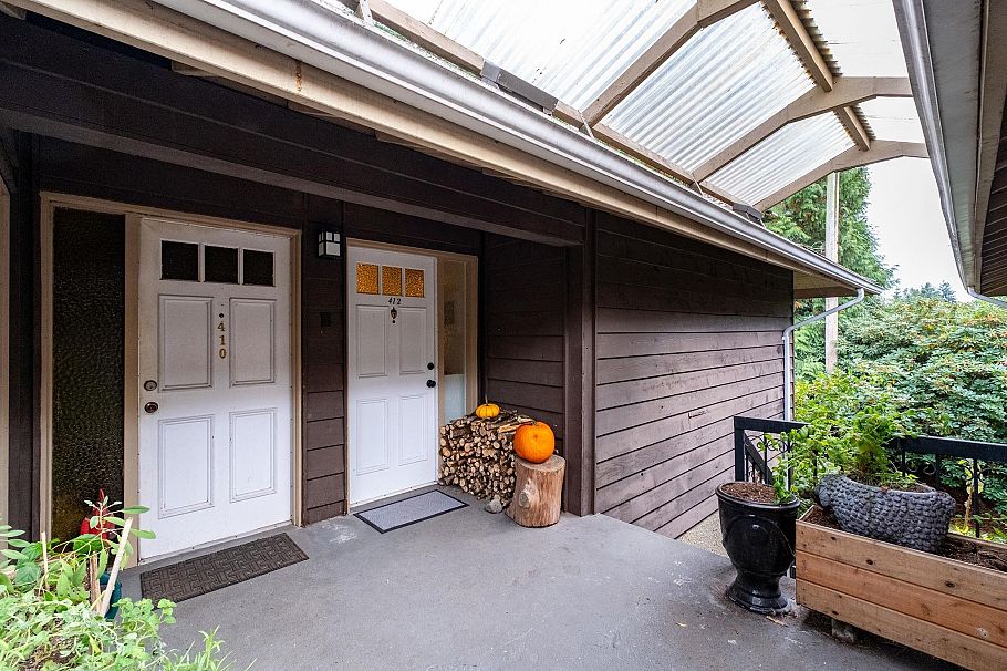 412 555 W 28 Street North Vancouver, BC - 29