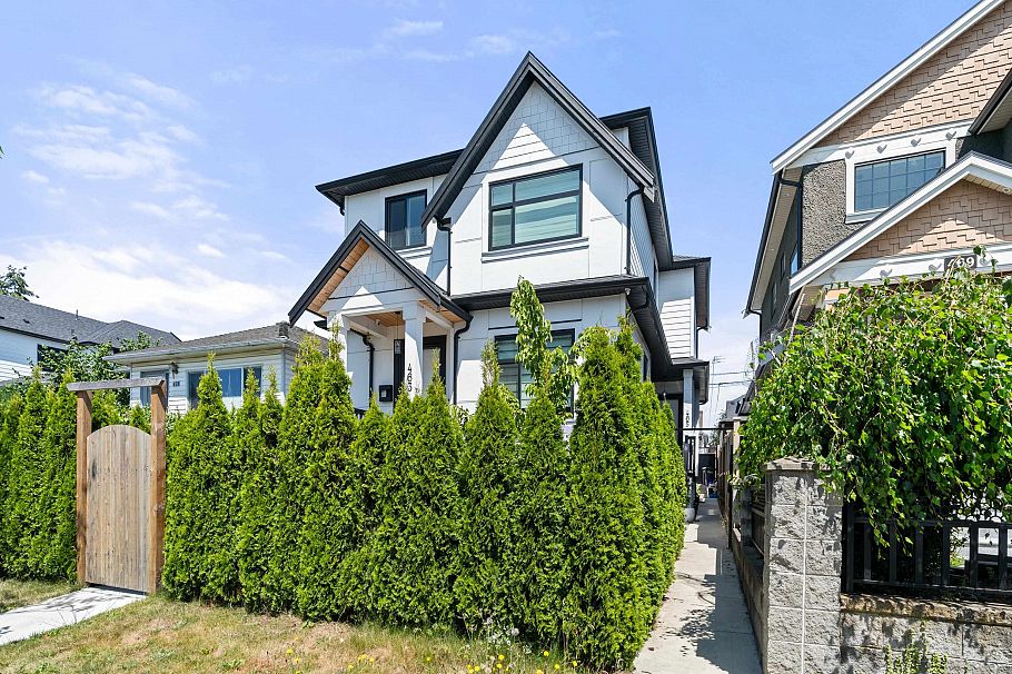 465 E 57th Avenue Vancouver, BC - 1