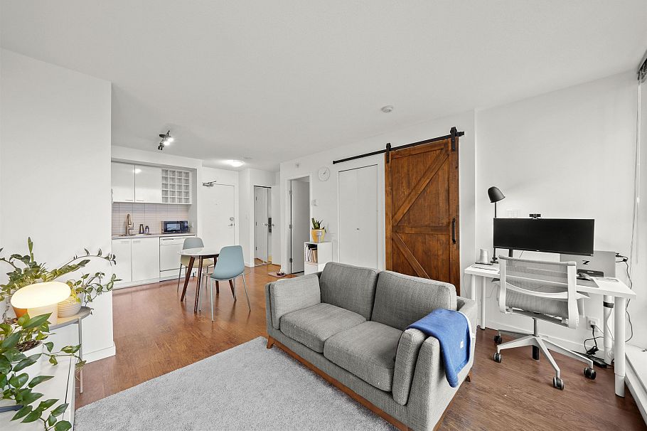 703 131 Regiment Square Vancouver, BC - 20