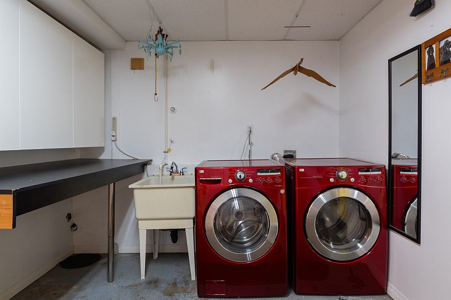 231 E 40th Avenue Vancouver, BC - 30