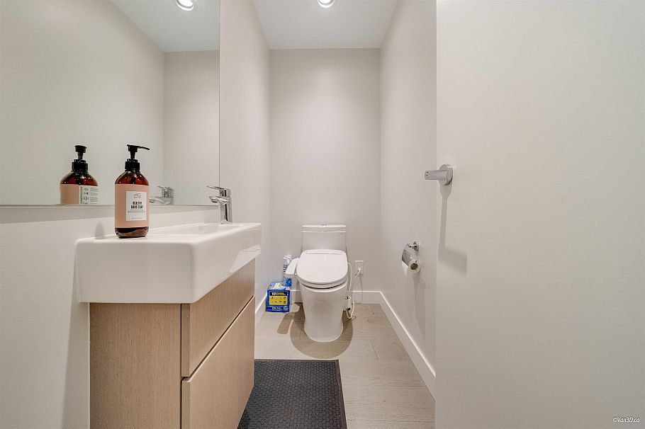 5336 University Boulevard Vancouver, BC - 21