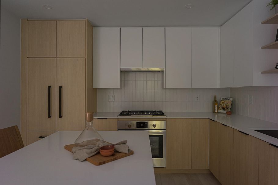 213 2045 Heritage Park Lane North Vancouver, BC - 3