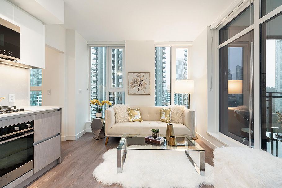 1306 5685 Halley Avenue Burnaby, BC - 2