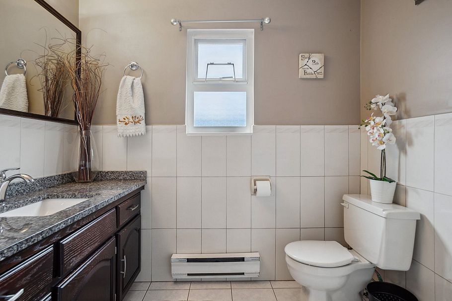 4975 Moss Street Vancouver, BC - 17