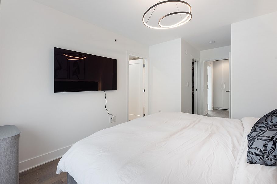 124 2070 Curling Road North Vancouver, BC - 12