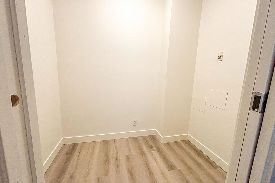 703 1238 Burrard Street Vancouver, BC - 10