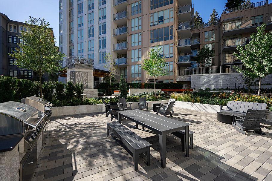 605 2325 Emery Court North Vancouver, BC - 38