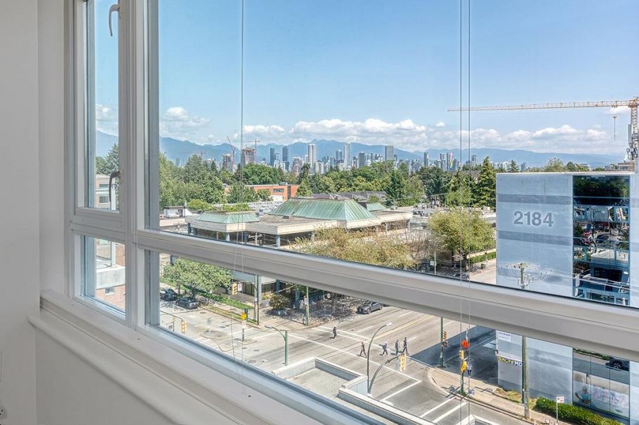 PH802 2228 W Broadway Vancouver, BC - 2