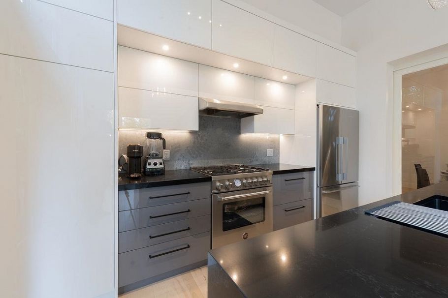 5952 Chancellor Mews Vancouver, BC - 13