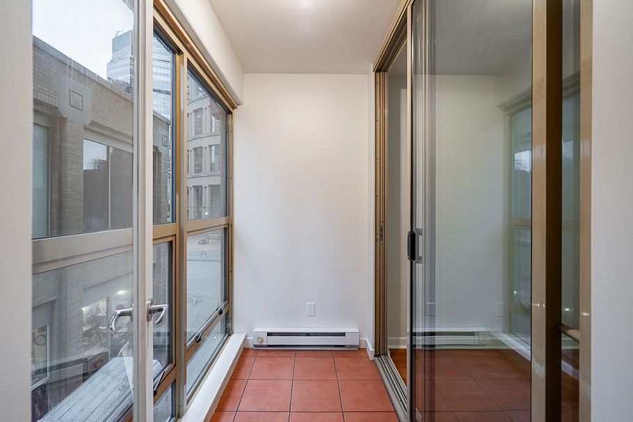 311 819 Hamilton Street Vancouver, BC - 29