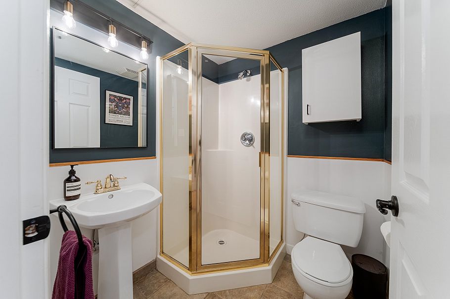 101 225 E 19th Avenue Vancouver, BC - 15