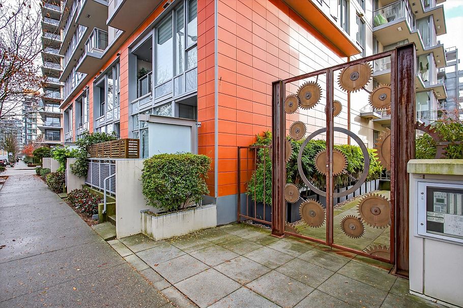 502 1833 Crowe Street Vancouver, BC - 23