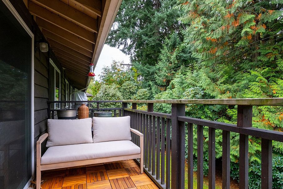 412 555 W 28 Street North Vancouver, BC - 26