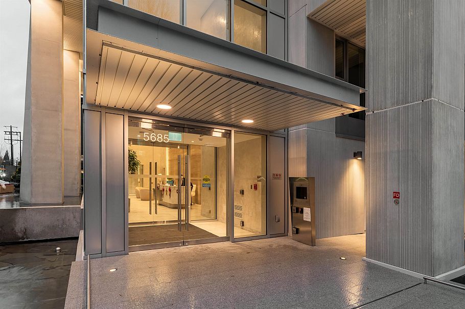 1306 5685 Halley Avenue Burnaby, BC - 38