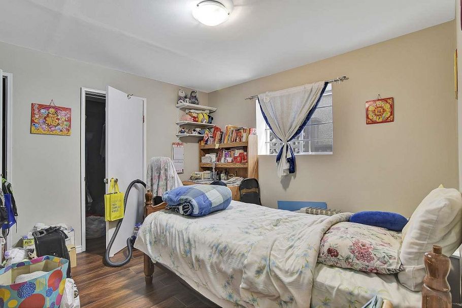 2149 E 32nd Avenue Vancouver, BC - 17