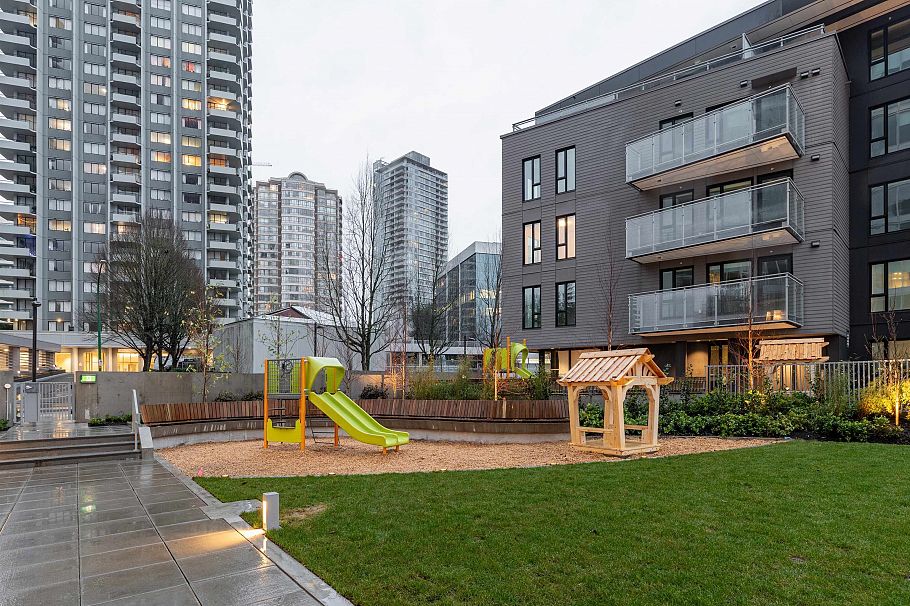 1306 5685 Halley Avenue Burnaby, BC - 36