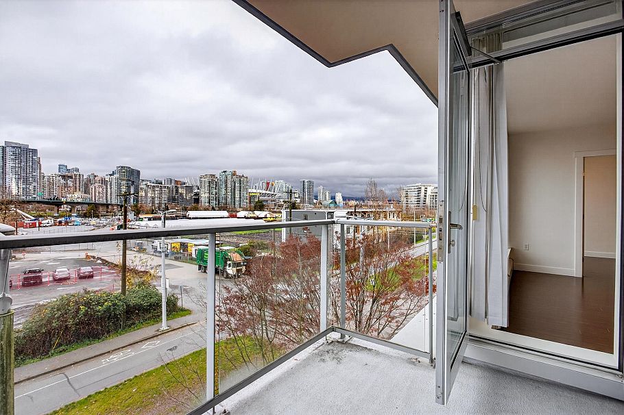 502 1833 Crowe Street Vancouver, BC - 10