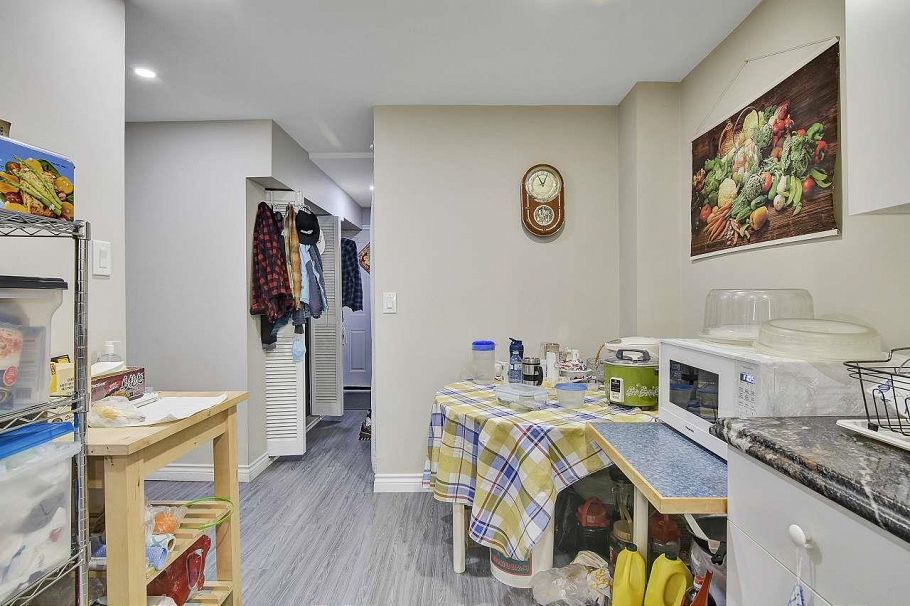 2149 E 32nd Avenue Vancouver, BC - 20